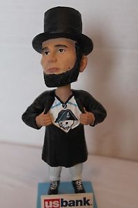 Abraham Lincoln bobblehead