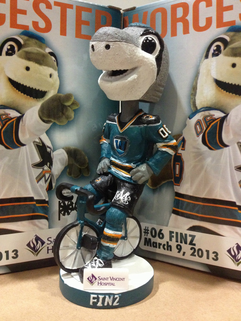 Finz bobblehead