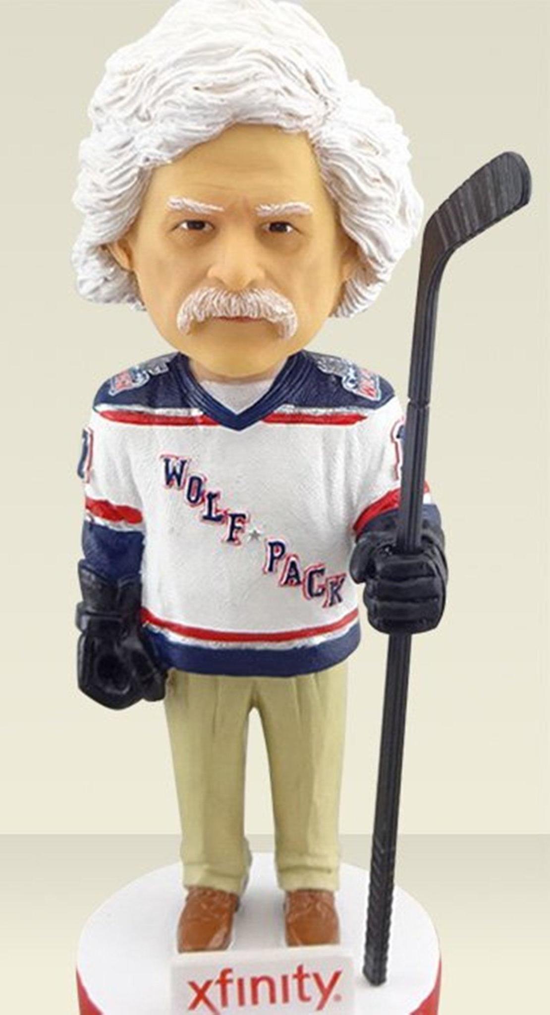 Mark Twain bobblehead