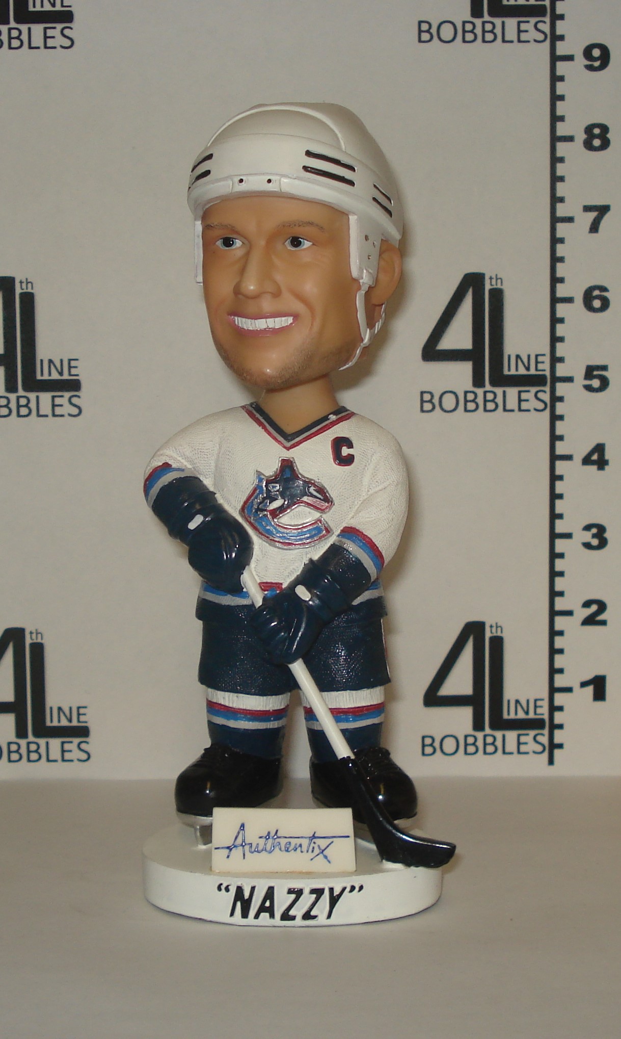 Markus Naslund bobblehead