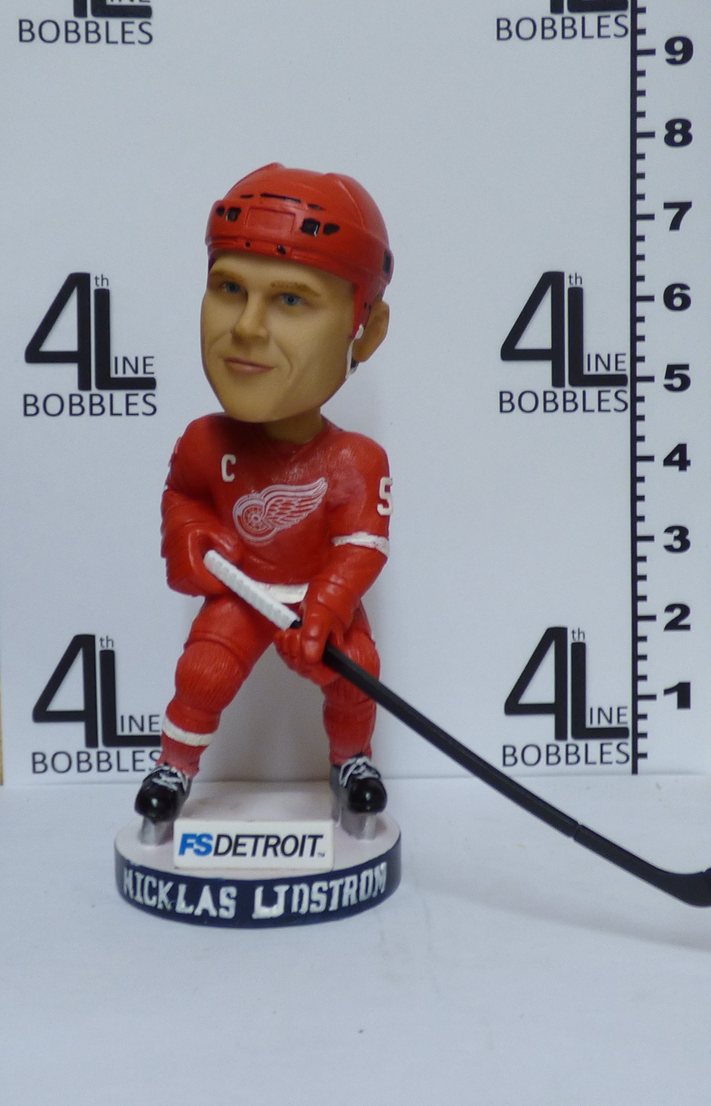 Nicklas Lidstrom bobblehead